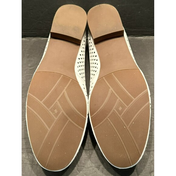 Array 'Willowy' White Nappa Leather Slip On Loafers Women's Size 12 N W/ Box - Picture 7 of 7